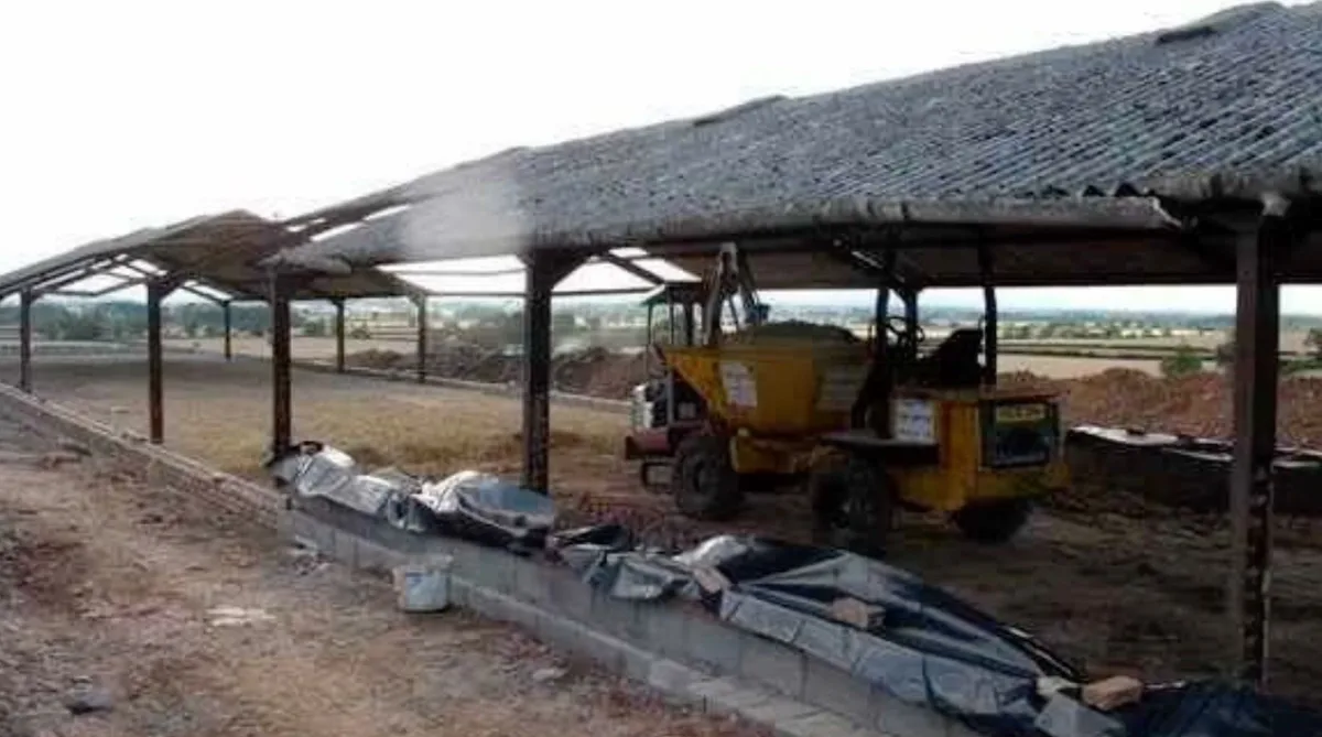 The barn roof and steel structure during the conversion of Thief Hall